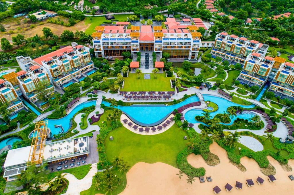 Xe từ sân bay Đà Nẵng đi Angsana Lăng Cô Resort giá rẻ